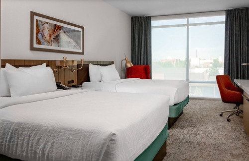 Downtown Hotel | Hilton Garden Inn Chandler Downtown
