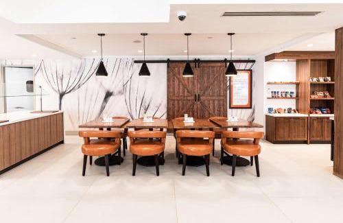 Fairfax Hotel | Hilton Garden Inn Fairfax