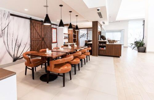 Fairfax Hotel | Hilton Garden Inn Fairfax