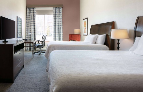 Manhattan Hotel | Hilton Garden Inn Manhattan