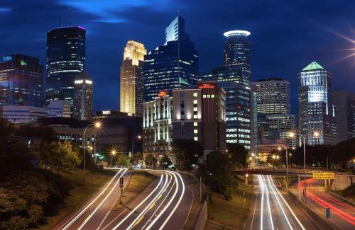 Downtown Minneapolis Hotel | Hilton Garden Inn Minneapolis Downtown