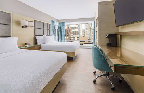 Central New York City Hotel | Hilton Garden Inn New York Times Square North