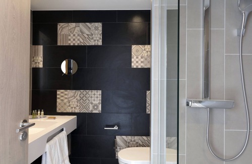 Quartier du Pont-de-Flandre Hotel | Hilton Garden Inn Paris La Villette