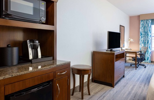 Cave Spring Hotel | Hilton Garden Inn Roanoke