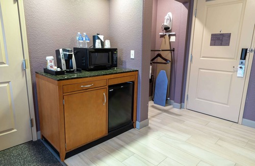 West Des Moines Hotel | Hilton Garden Inn Des Moines West