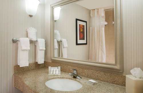 Northwest Hotel | Hilton Garden Inn Virginia Beach Town Center