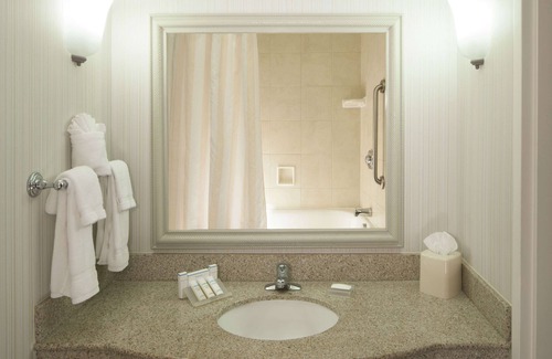 Northwest Hotel | Hilton Garden Inn Virginia Beach Town Center
