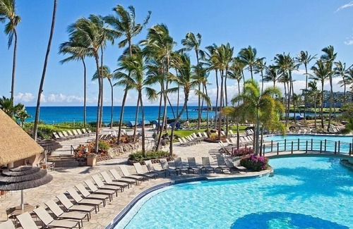 Waikiki Condo | Hilton Hawaiian Village Lagoon Tower:Two bedroom suite at a perfect beach resort