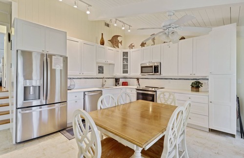 Hilton Head Island Villa | Hilton Head Beach Villa- Beachfront property with great privacy