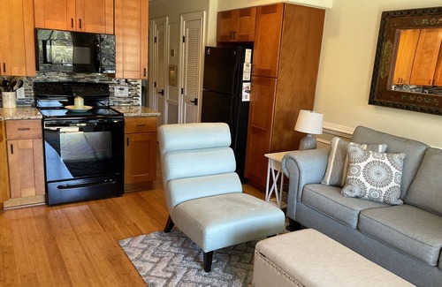 Folly Field Villa | Hilton Head just steps away from the Best Beach Area