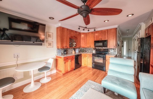 Folly Field Villa | Hilton Head just steps away from the Best Beach Area