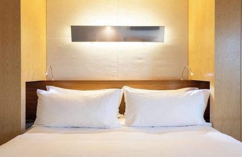 Aviapolis Hotel | Hilton Helsinki Airport