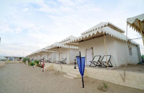 Amar Sagar Pol Resort | Hilton Heritage Resort