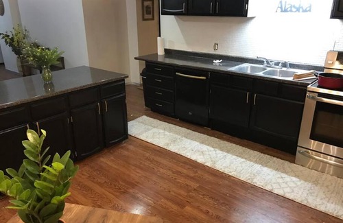 Fairbanks Apartment | Hilton Hideaway