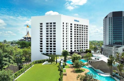 Kampung Surabaya Hotel | Hilton Kuching Hotel