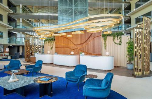 Heathrow Villages Hotel | Hilton London Heathrow Airport
