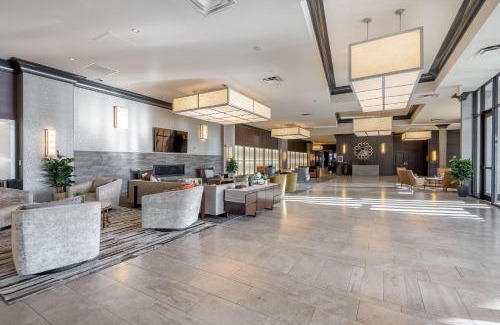 Downtown Branson Hotel | Hilton Promenade Branson Landing