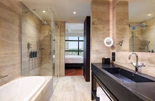 EUR Hotel | Hilton Rome Eur La Lama