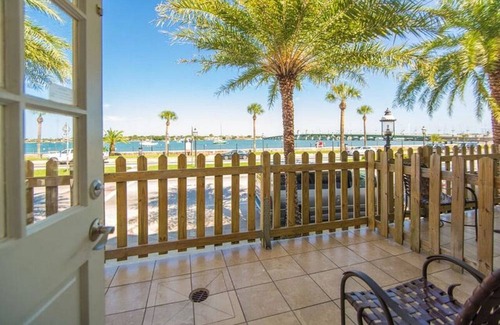 St. Augustine Historic District Hotel | Hilton Saint Augustine Historic Bayfront