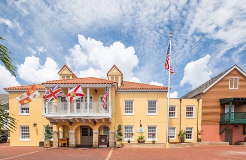 St. Augustine Historic District Hotel | Hilton Saint Augustine Historic Bayfront
