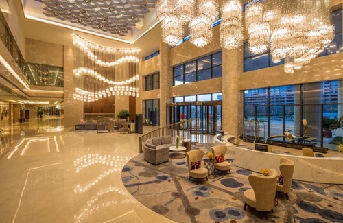 Midong District Resort | Hilton Urumqi