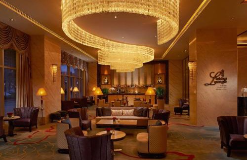 Huayuan Road Area Hotel | Hilton Zhengzhou