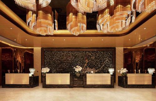 Huayuan Road Area Hotel | Hilton Zhengzhou
