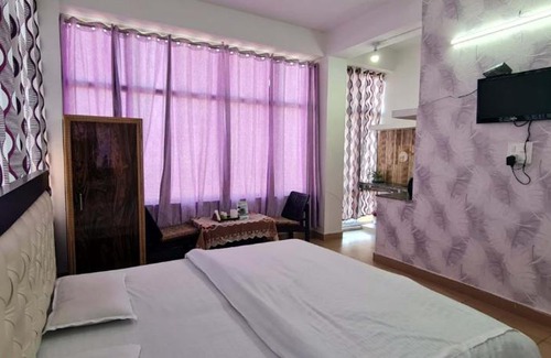 Shoghi House | Him Valley Homestay