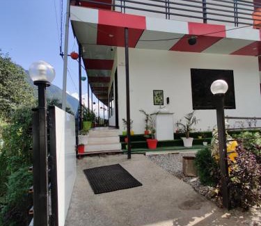 Sitapur Resort | Himalayan Cottage Sersi