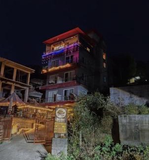 Dharamshala House | Himalayan Musaafir Guest House & Restaurant