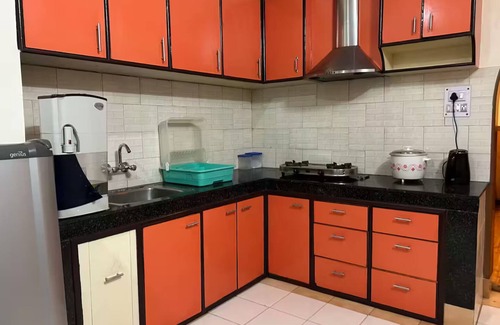 Darjeeling Apartment | Himalayan Retreat - Mountain & city view