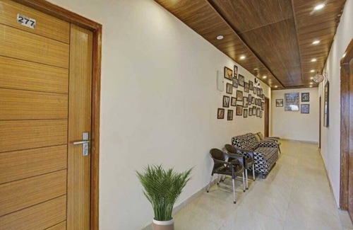 The Mall Road Bed & Breakfast | Himalayan View stay