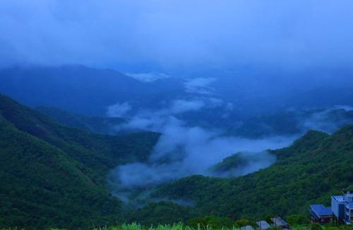 Vagamon Resort | Himasailam Pool Resort Vagamon