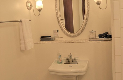 Hermann Bed & Breakfast | Himmel Haus Bed & Breakfast - Your Slice of Heaven in Hermann, Mo