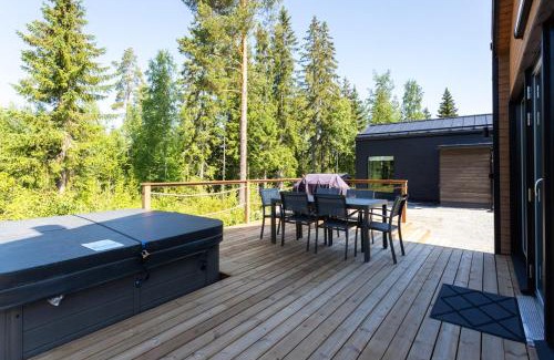 Jamsa Apartment | Himoskuutio 5 inc outdoor jacuzzi