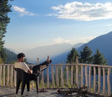 Manali House | HimtrekStays Sethan, Heritage House, Manali