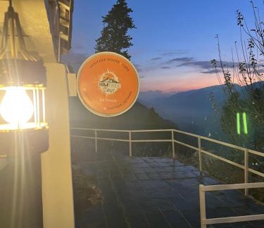 Manali House | HimtrekStays Sethan, Heritage House, Manali