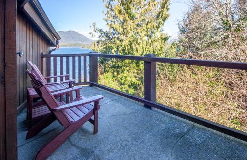 Tofino Cabin | Himwitsa Lodge
