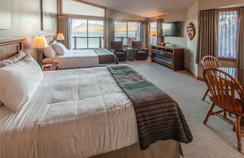 Tofino Cabin | Himwitsa Lodge
