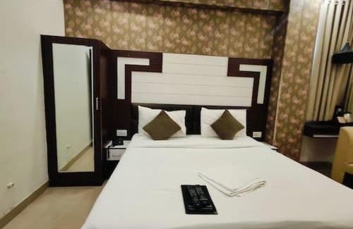 Indira Nagar Hotel | Hind palace