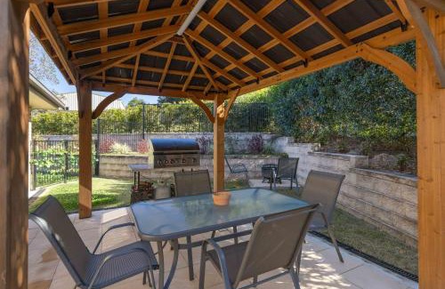 Beerwah House | Hinterland Breakfast Deal - First night!