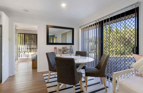 Beerwah House | Hinterland Breakfast Deal - First night!