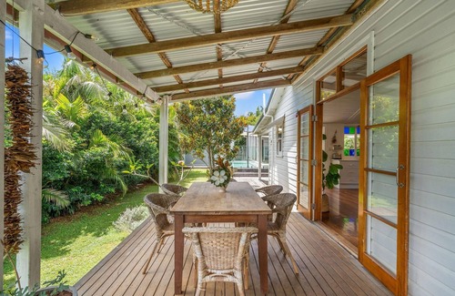 Lennox Head House | Hinterland Views - Pet Friendly - Charming Pet Friendly Queenslander with Pool