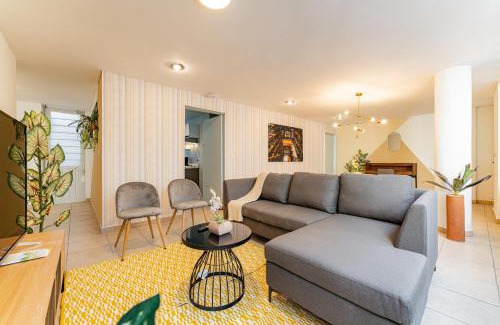 Hipodromo Apartment | Hipódromo Condesa Apartments by VH