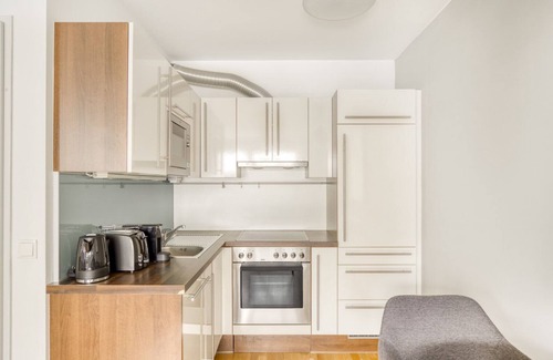 Alsergrund Apartment | Hip Alsergrund 1BR w/Elevator & Balcony, central location, by Blueground