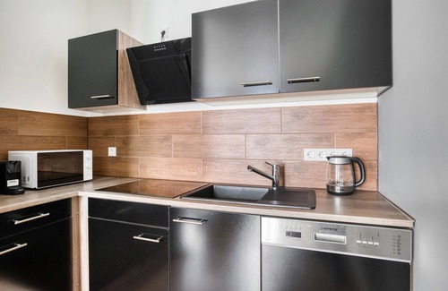 Tiergarten Apartment | Hip Mitte 1BR near Potsdamer Platz & Nollendorfplatz, by Blueground