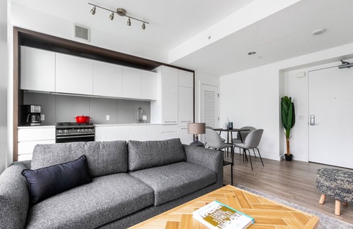 South Beach Apartment | Hip Rincon Hill 1BR w/Gym, Rooftop, Hot Tub, nr. SV. by Blueground