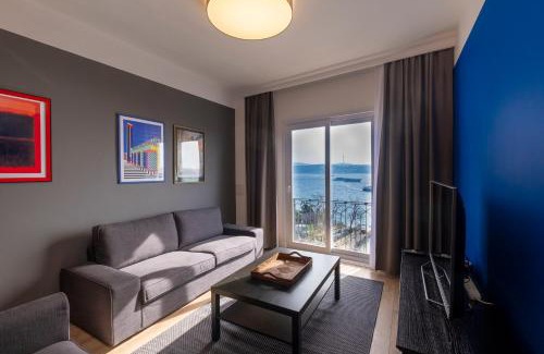Kabatas Apartment | Hip Waterfront Apt with a Striking View