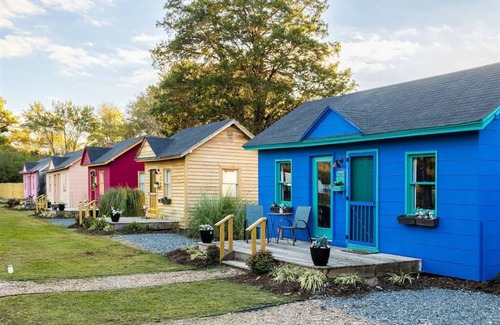Cape Charles House | Hippie Hideaway - Tiny House w/Fire Pit & BBQ