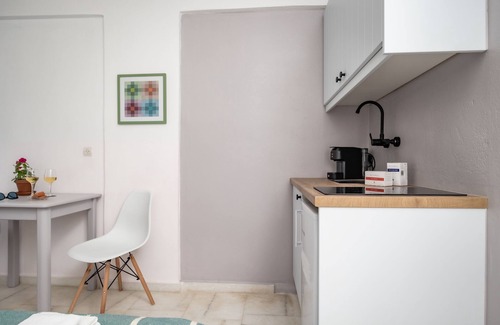 Moutsouna House | Hippocampus - Standard Triple Studio